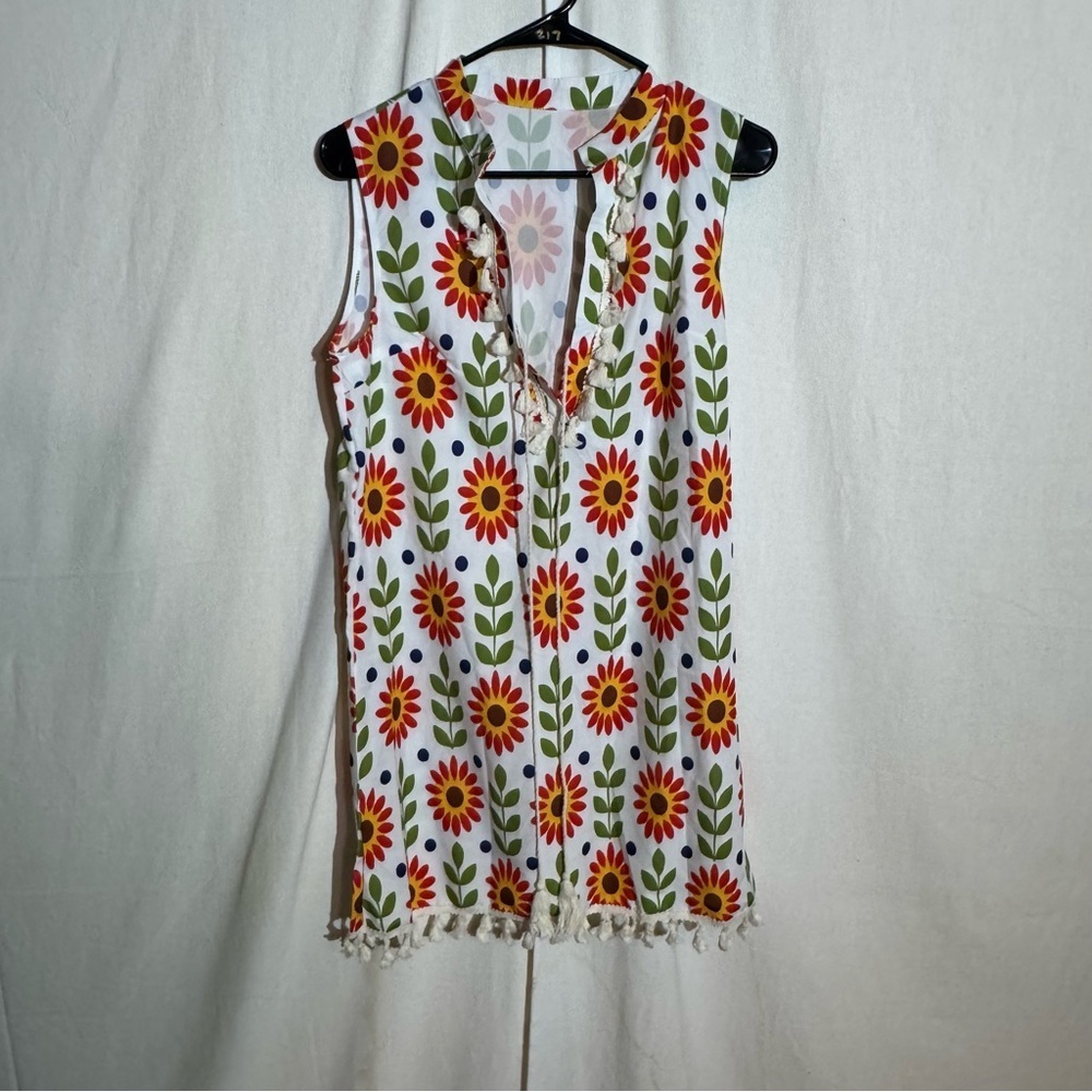 Sunflower print white popover sundress size medium ap2
